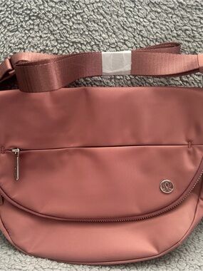 lululemon athletica Crossbody Bag in Dusty Rose Pink
